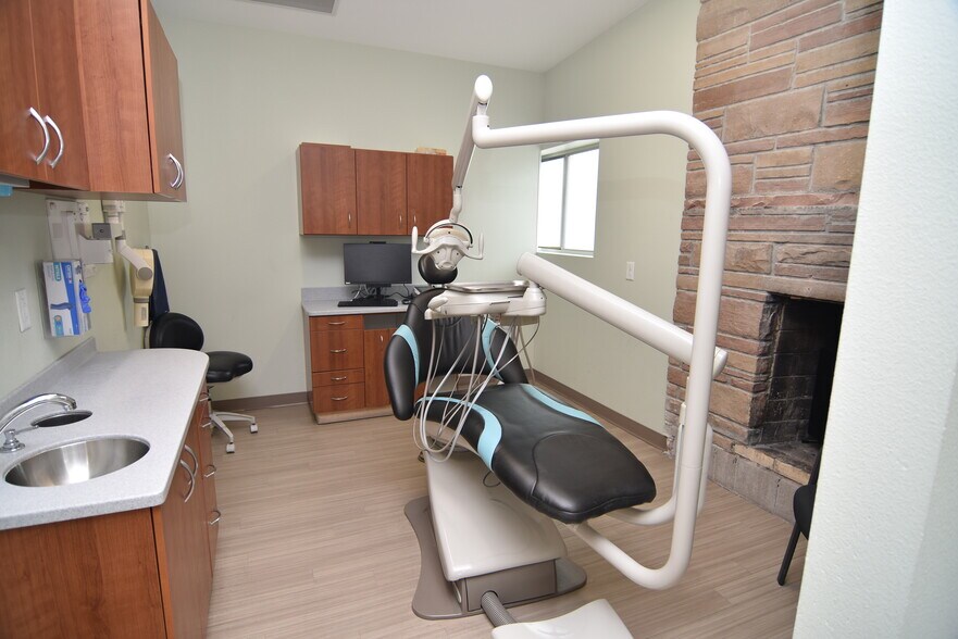 More Photos Of 1716 Warren Ave, Cheyenne Medical For Lease