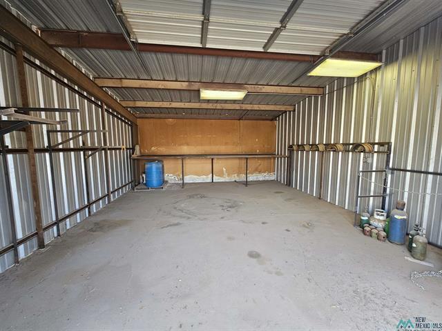 More Photos Of 107 S 14th St, Artesia Showroom For Sale