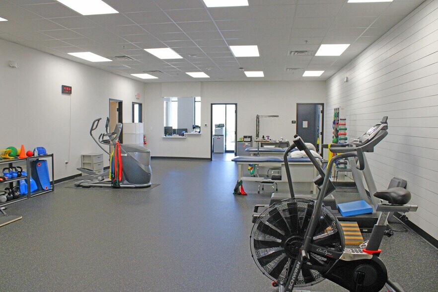 More Photos Of 149 E State Highway 121, Coppell Medical For Lease