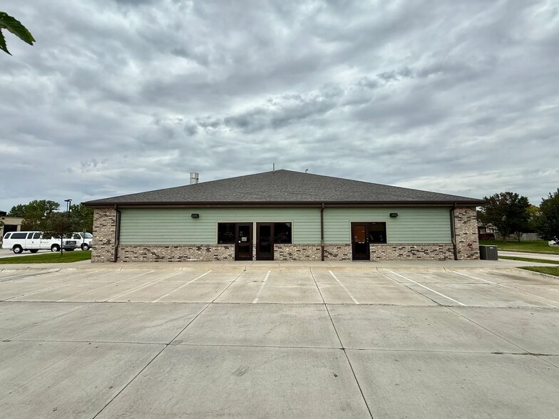 More Photos Of 6704 S 167th St, Omaha Daycare Center For Sale