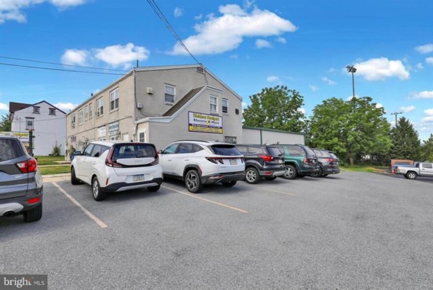 More Photos Of 3534 Kutztown Rd, Reading Office For Sale
