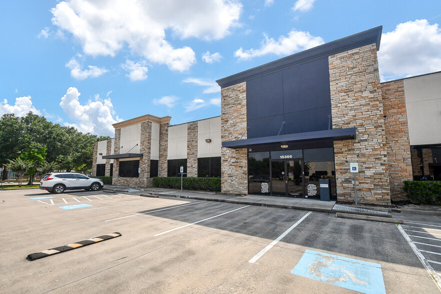 Primary Photo Of 15366 Park Row, Houston Office For Lease