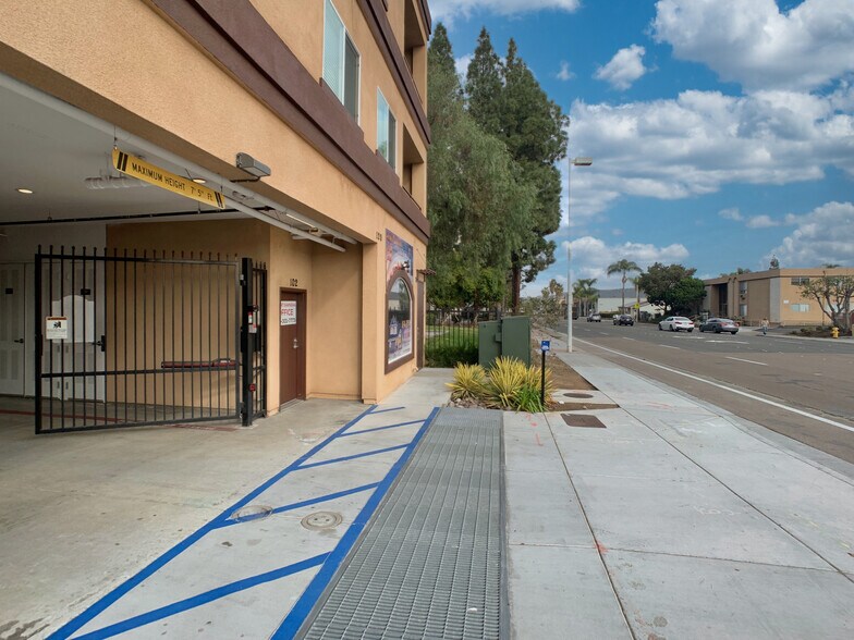 More Photos Of 120 Ballantyne St, El Cajon Apartments For Lease