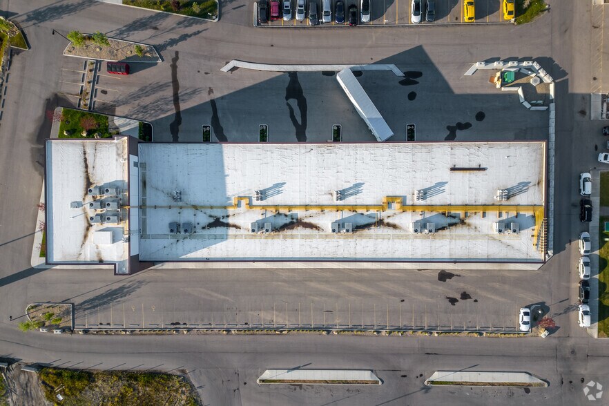 More Photos Of 11125 38 St NE, Calgary Manufacturing For Lease