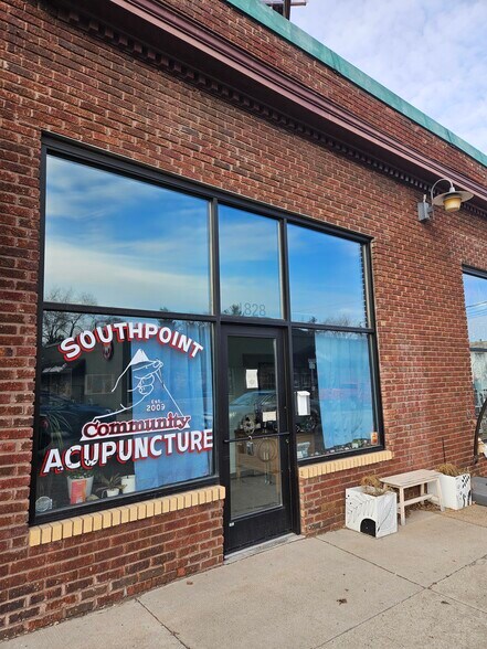 Primary Photo Of 3753-3757 S Cedar Ave, Minneapolis Storefront For Lease