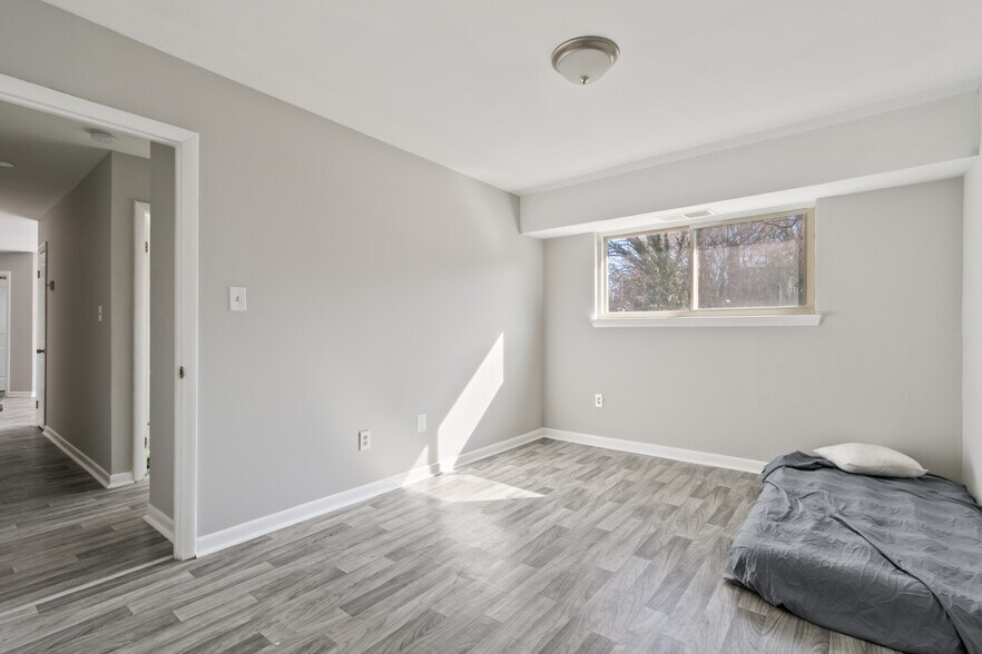 More Photos Of 1600-1608 28th Pl SE, Washington Multifamily For Sale