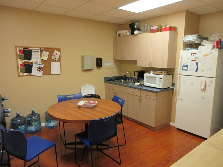 More Photos Of 1264 Malabar Rd SE, Palm Bay Office For Sale