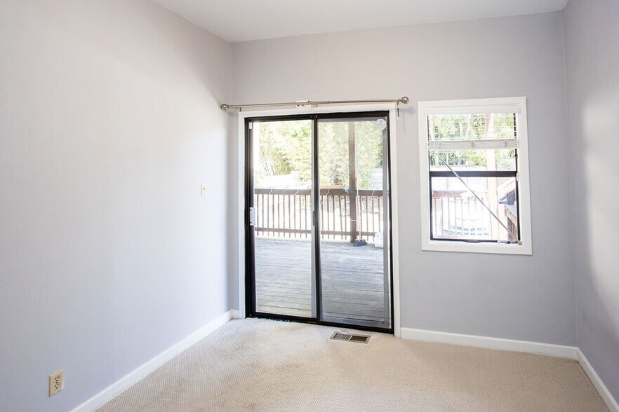 More Photos Of 1643 Oxford St, Berkeley Apartments For Sale