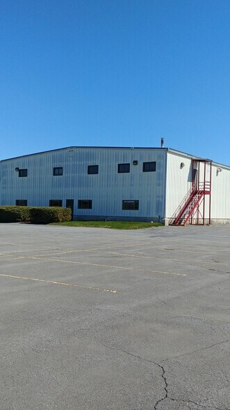 More Photos Of 11 Spellman Rd, Plattsburgh Manufacturing For Lease