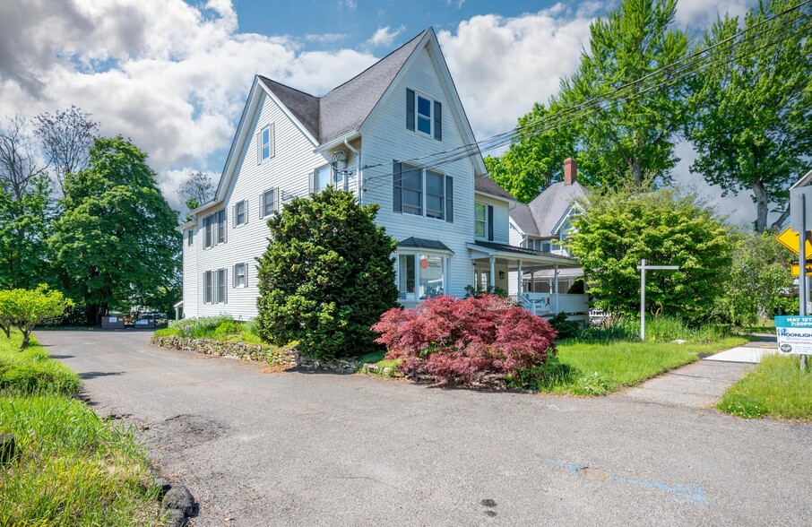 Primary Photo Of 14 Elm St, New Milford Office For Lease