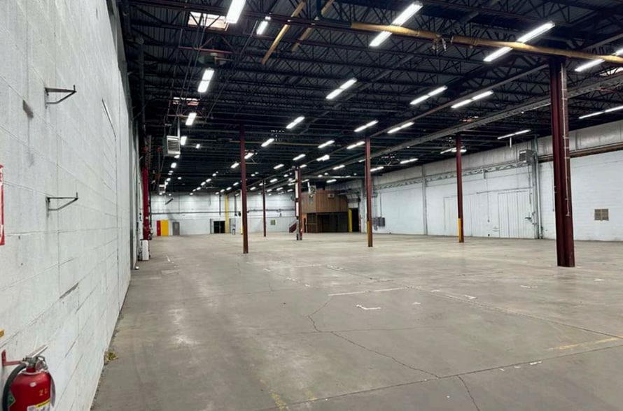 More Photos Of 2875 Needmore Rd, Dayton Warehouse For Sale