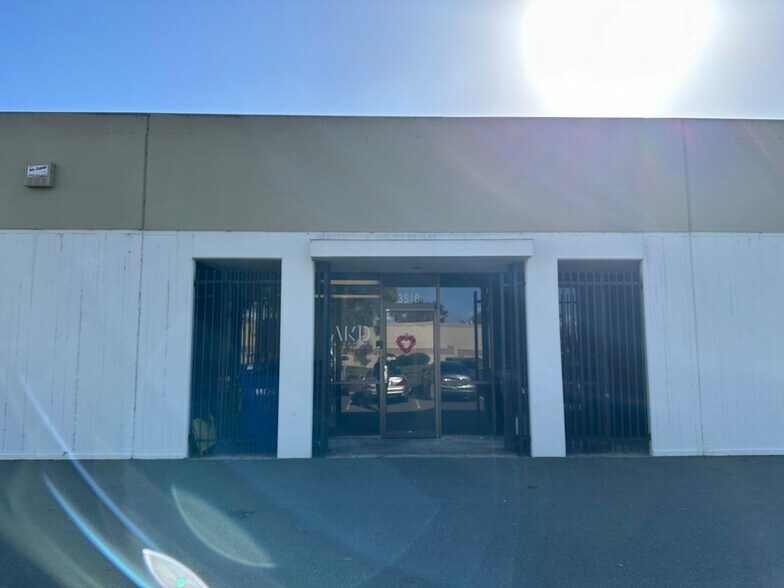 More Photos Of 3514-3544 Arden Rd, Hayward Warehouse For Lease