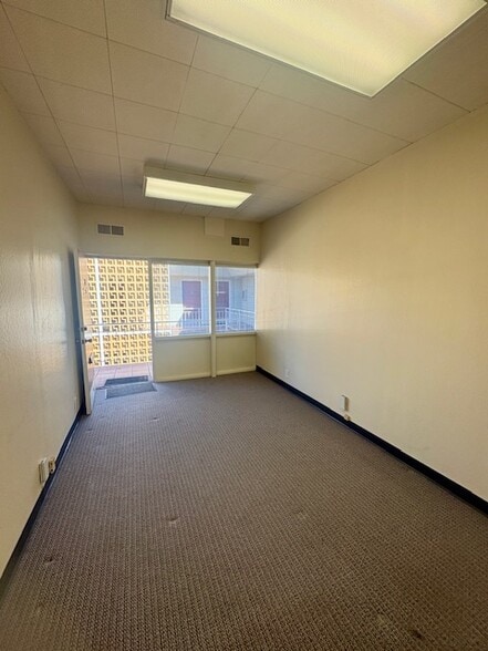 More Photos Of 415 Cambridge Ave, Palo Alto Medical For Lease