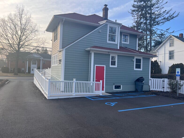 More Photos Of 735 Broad St, Shrewsbury Office Residential For Sale