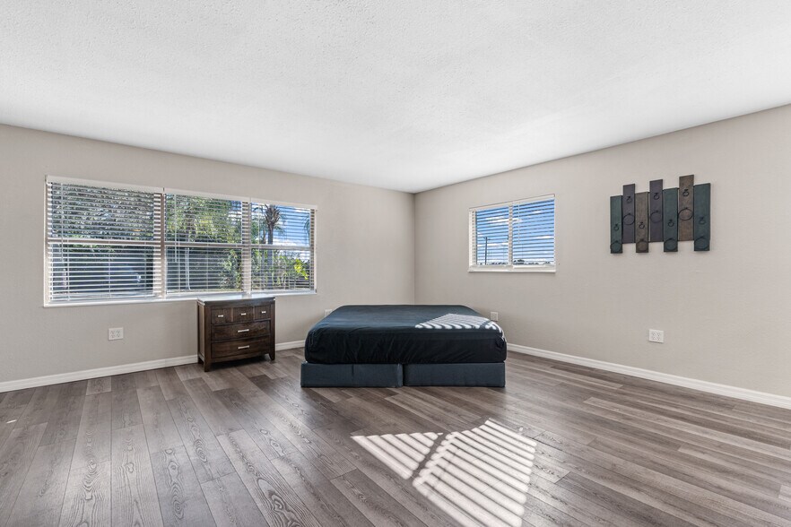 More Photos Of 12360 US Highway 27 S, Sebring Apartments For Sale
