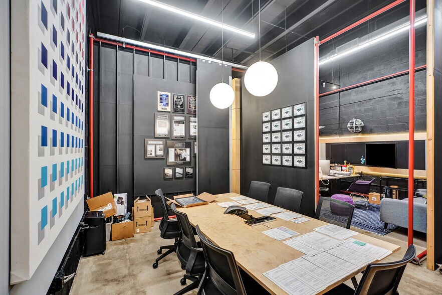 More Photos Of 5705-5785 NW 84th Ave, Miami Warehouse For Lease