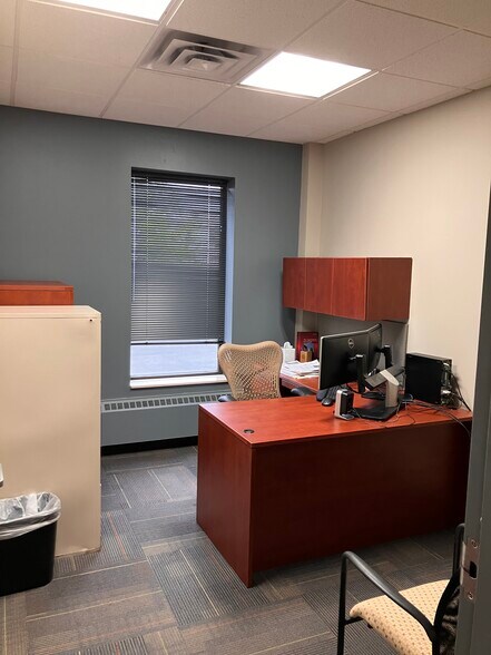 More Photos Of 2440 Sheridan Dr, Tonawanda Office For Lease