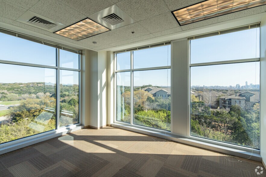 Photo of 5th Floor Ste 525