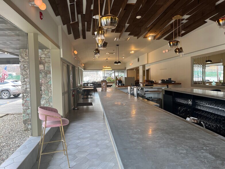 More Photos Of 2071 NY-52, Liberty Fast Food For Sale