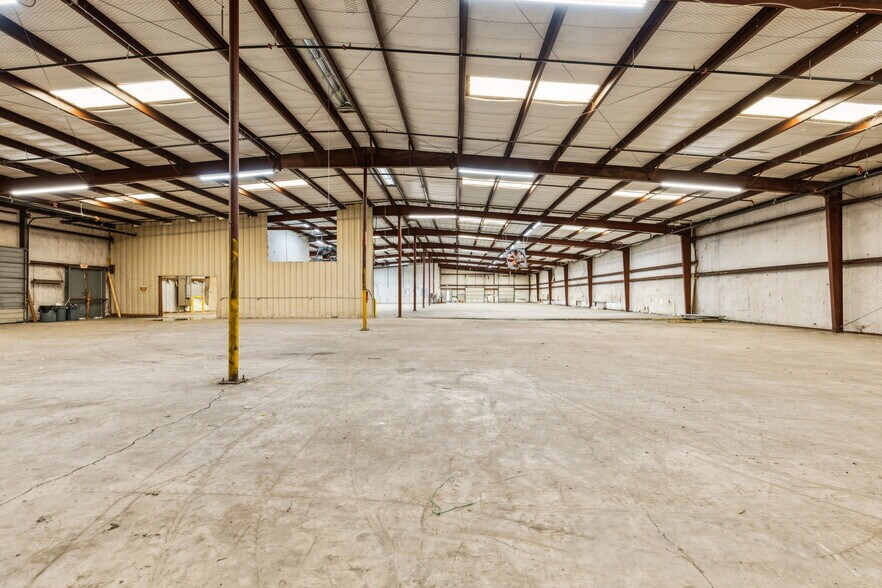 More Photos Of 351 Interstate Highway 30, Greenville Warehouse For Sale