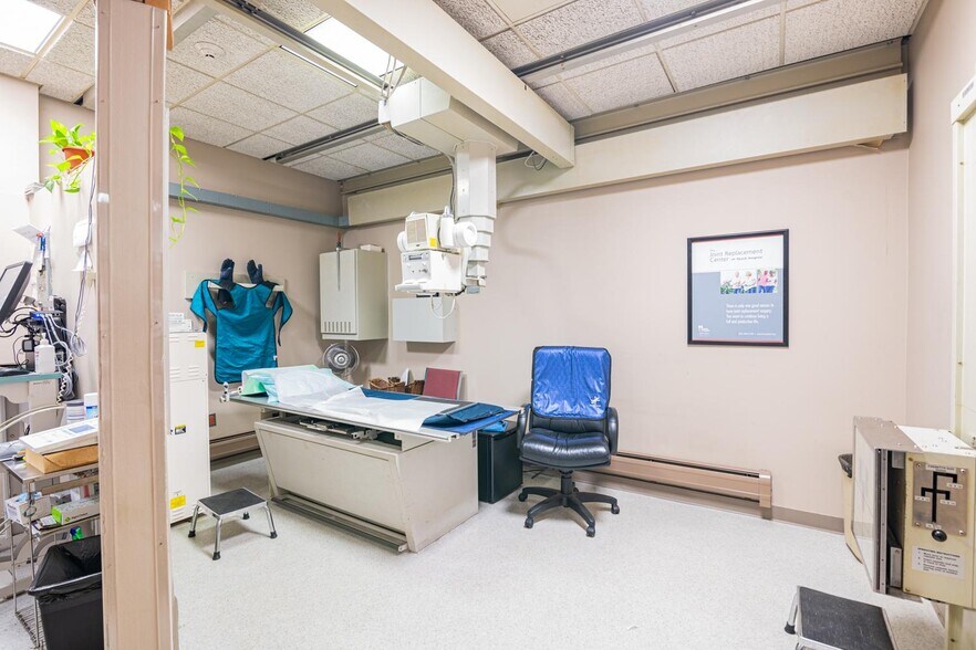 More Photos Of 99 Dutch Hill Rd, Orangeburg Medical For Lease