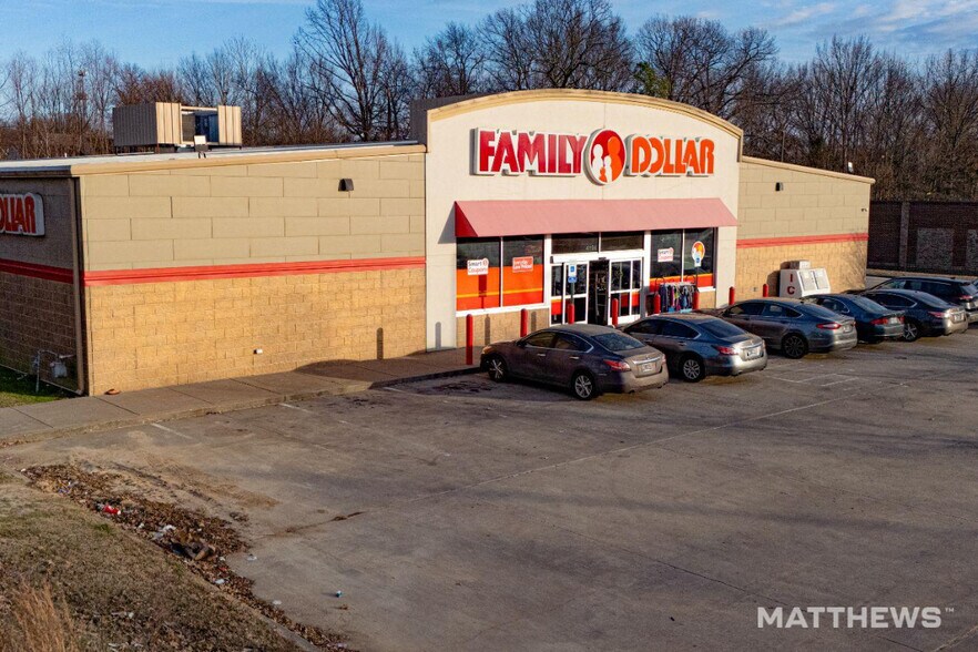 More Photos Of 4194 Hickory Hill Rd, Memphis General Retail For Sale