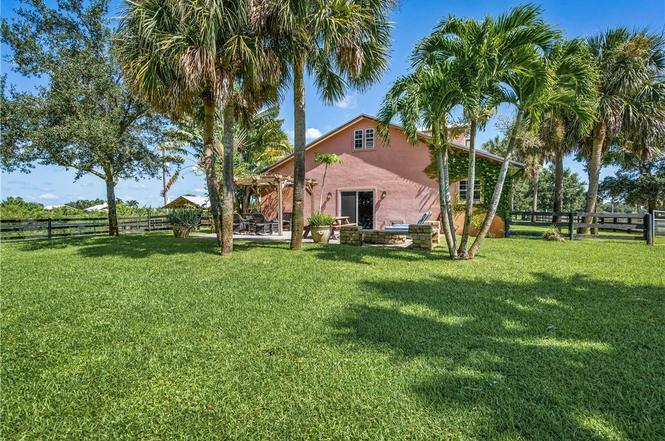 More Photos Of 455 74th Ave, Vero Beach Horse Stables For Sale
