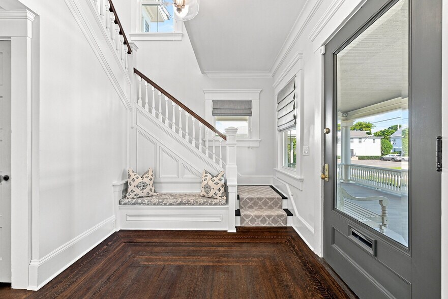 More Photos Of 8 S Main St, New Milford Office For Sale
