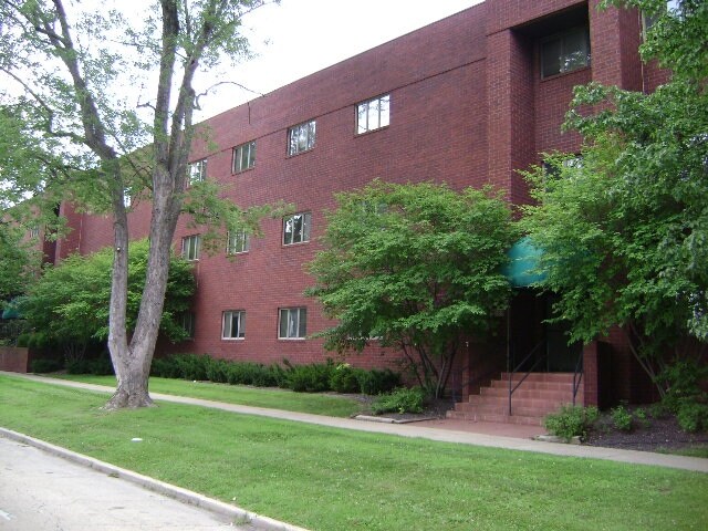 More Photos Of 509-511 W Capitol Ave, Springfield Office For Sale