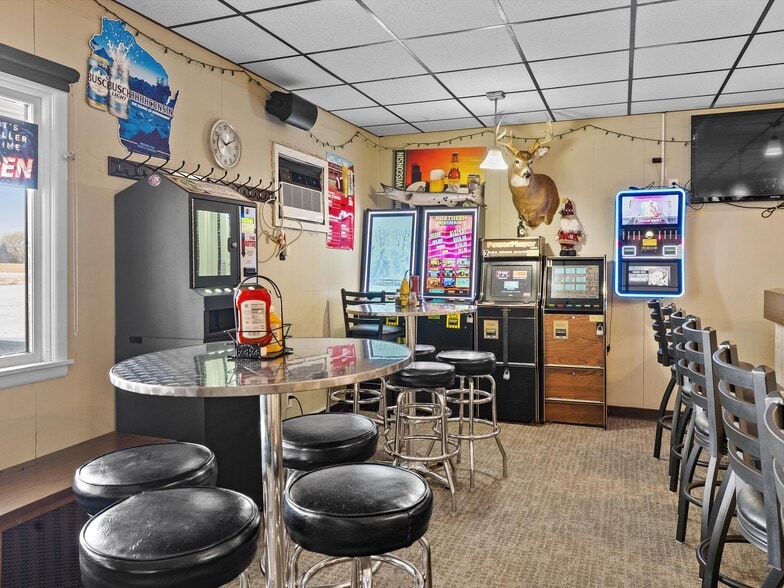 More Photos Of N4494 State Highway 42, Kewaunee Restaurant For Sale