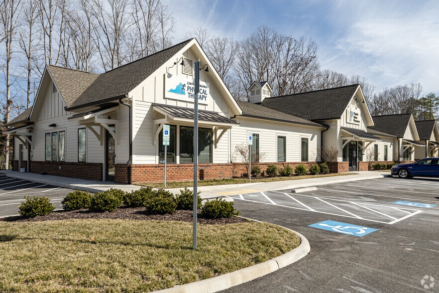 More Photos Of 12872 Patterson Ave, Richmond Medical For Sale