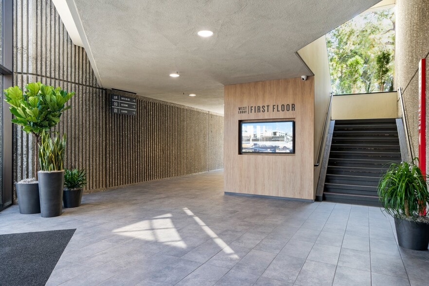 More Photos Of 2151 Michelson Dr, Irvine Office For Lease