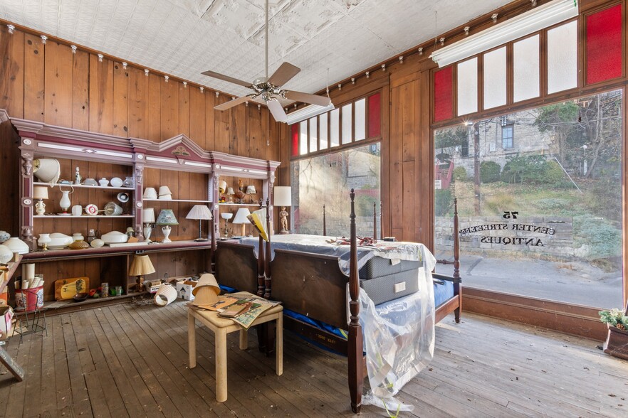 More Photos Of 75 Center St, Eureka Springs General Retail For Sale