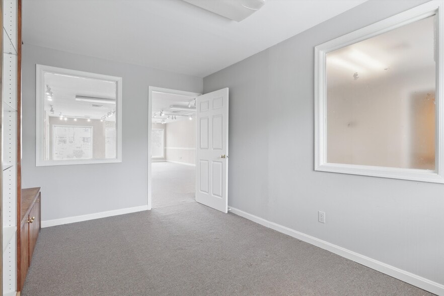 More Photos Of 1142-1148 Walker Rd, Great Falls Medical For Sale