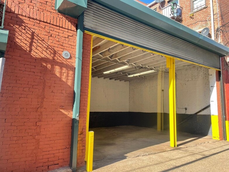 More Photos Of 405 Rider Ave, Bronx Warehouse For Lease
