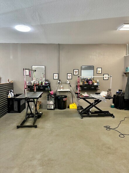 More Photos Of 104-114 Argall Way, Nevada City General Retail For Sale