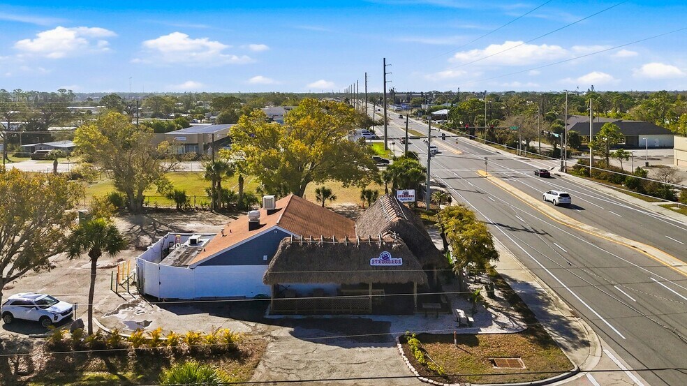 More Photos Of 2901 Placida Rd, Englewood Restaurant For Sale