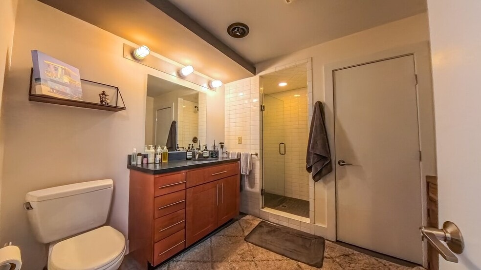 More Photos Of 209 1st St SW, Roanoke Apartments For Sale