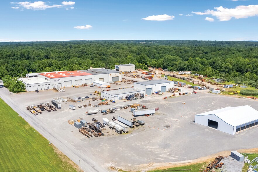 Primary Photo Of 9580 Highway 13 W, Carrier Mills Warehouse For Sale