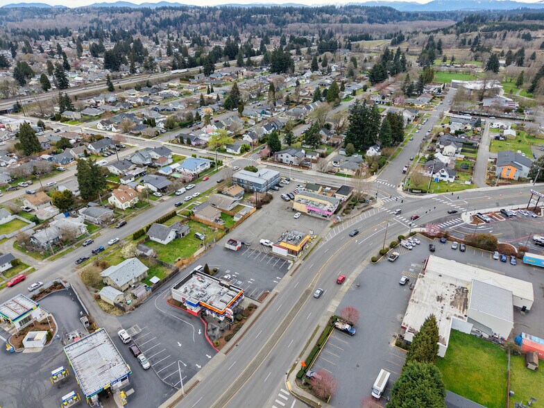 More Photos Of 914 Auburn Way S, Auburn Storefront For Sale