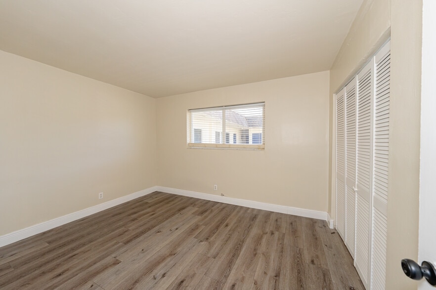 More Photos Of 5971 NW 17th Pl, Sunrise Apartments For Sale