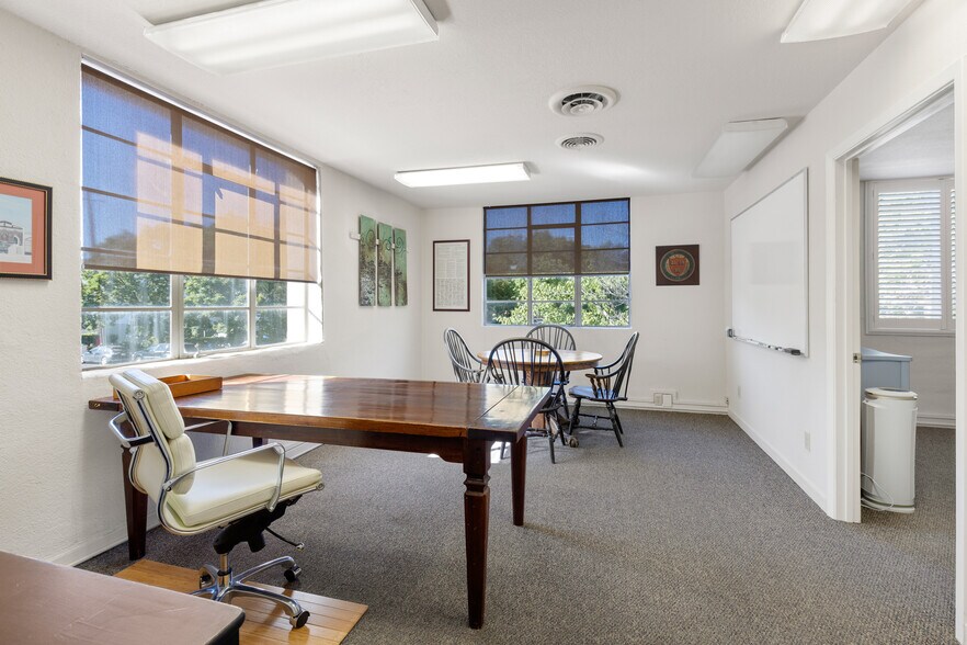 More Photos Of 500 Orient St, Chico Office For Sale