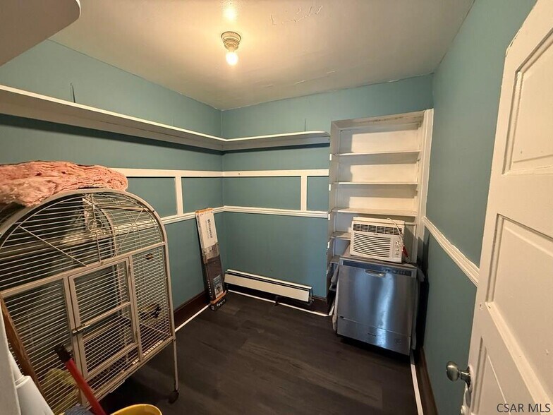 More Photos Of 534 Sheridan St, Johnstown General Retail For Sale