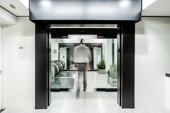 More Photos Of 2049 Century Park E, Los Angeles Office For Lease