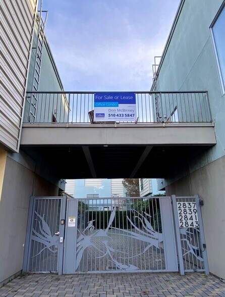 More Photos Of 2831-2849 7th St, Berkeley Office For Lease