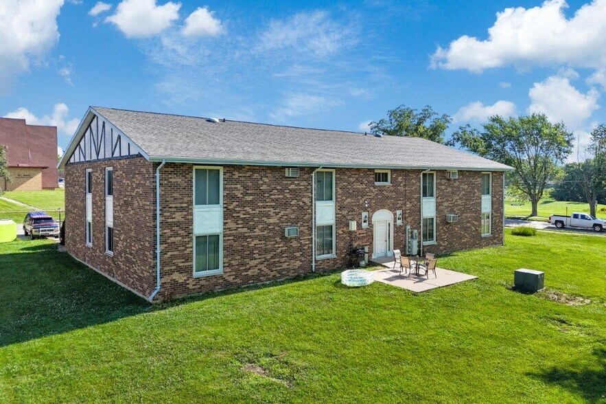 More Photos Of 1 Richards Dr, Keokuk Apartments For Sale