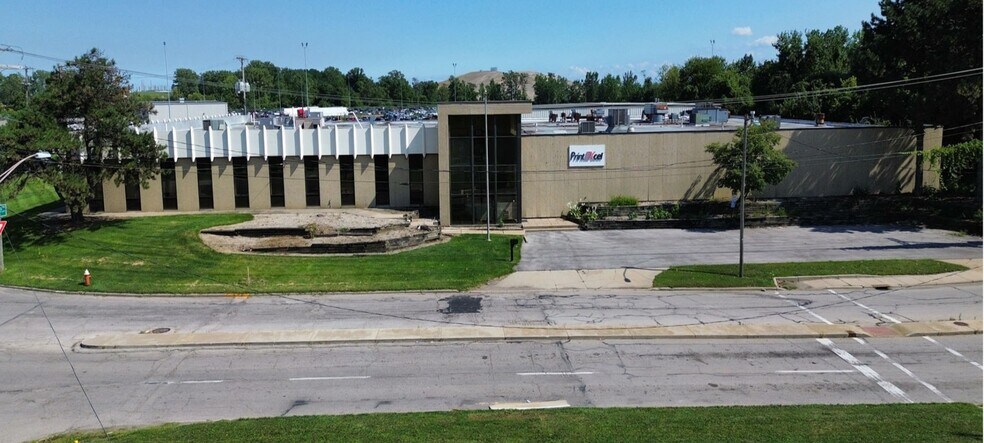 Primary Photo Of 4444 N Detroit Ave, Toledo Manufacturing For Sale