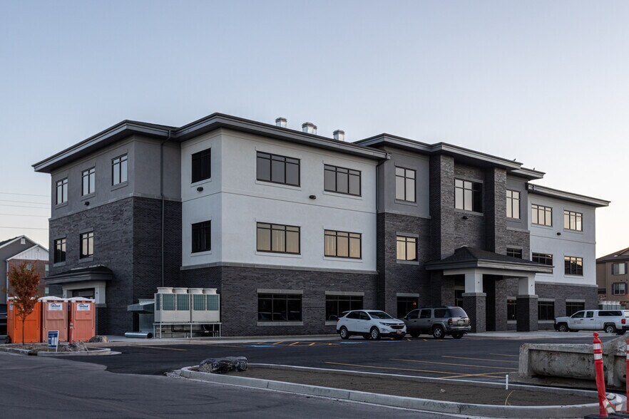More Photos Of 2135 W Main St, Lehi Medical For Sale