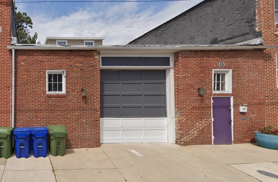 More Photos Of 858 Carroll St, Baltimore Industrial For Sale
