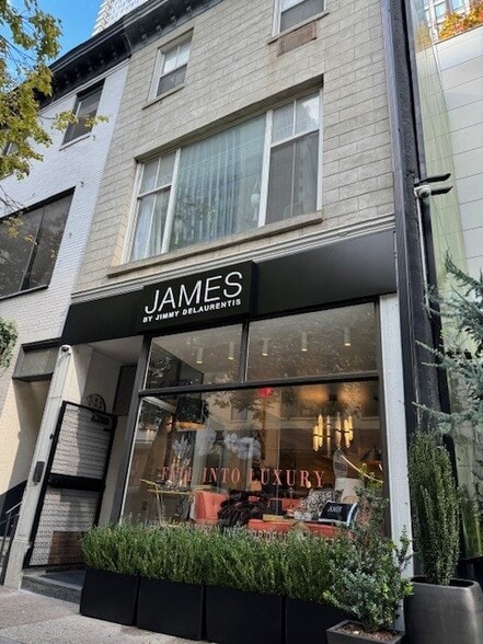 Primary Photo Of 114 S 19th St, Philadelphia Apartments For Lease